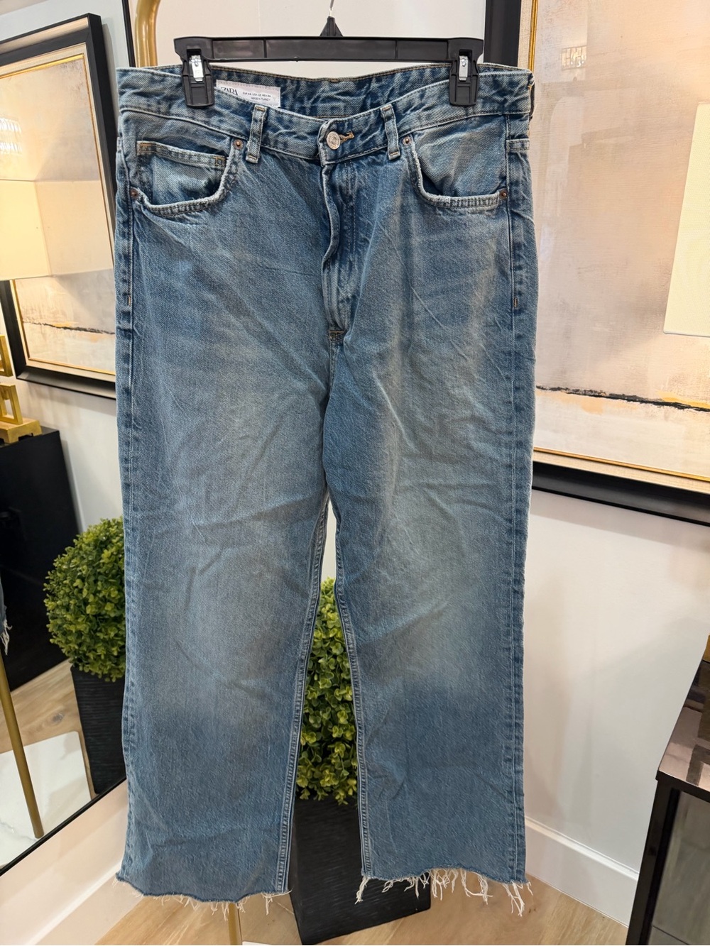 Zara Women's Light Blue Relaxed Straight Jeans